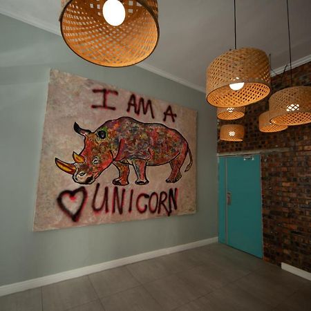 Happy Rhino Hotel Cape Town Luaran gambar