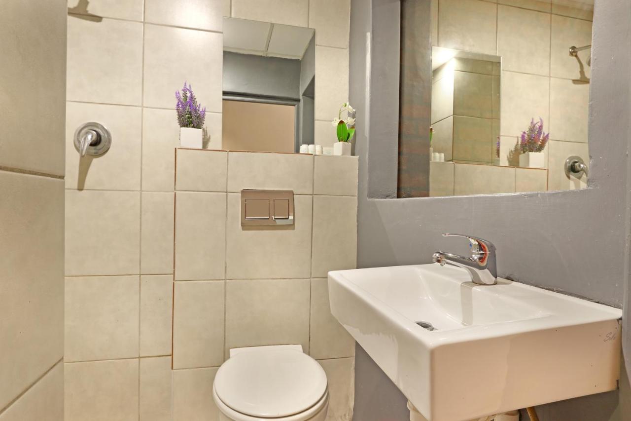 Happy Rhino Hotel Cape Town Luaran gambar