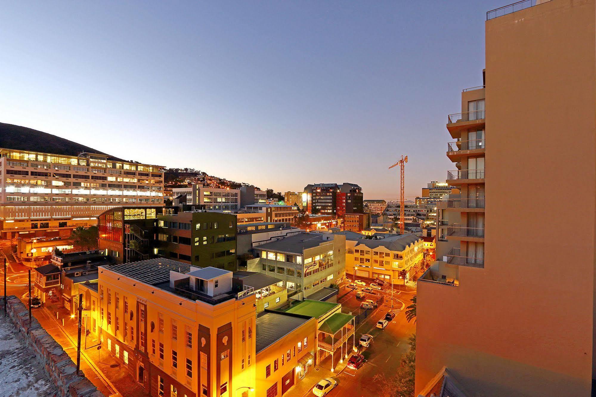 Happy Rhino Hotel Cape Town Luaran gambar