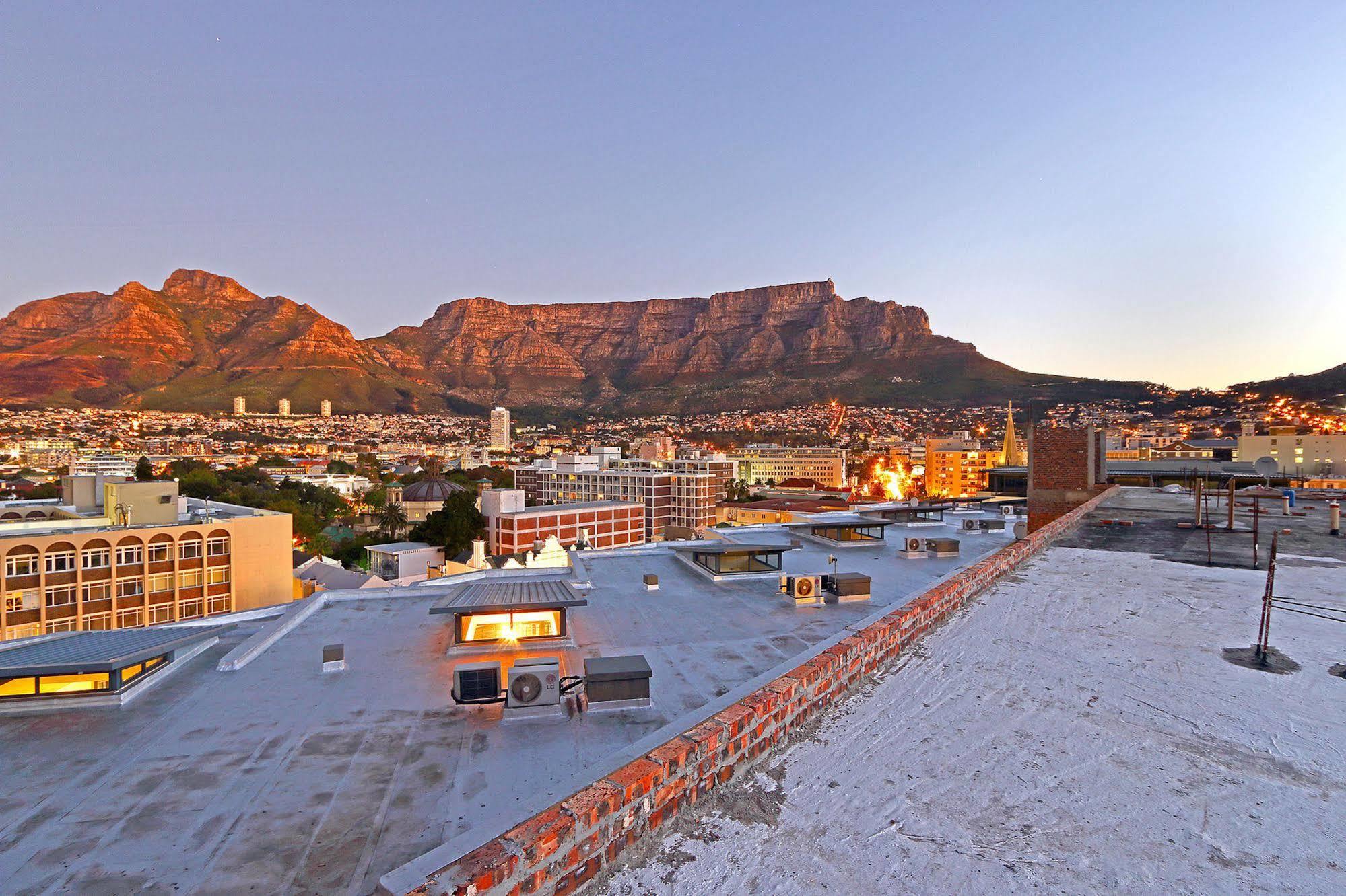 Happy Rhino Hotel Cape Town Luaran gambar